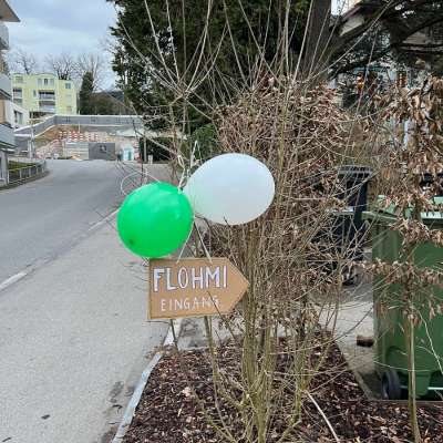 Kinderflohmarkt bearbeitet.jpg